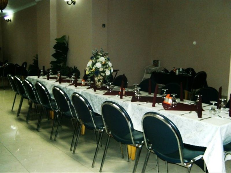Meryland Hotel Colón Kültér fotó